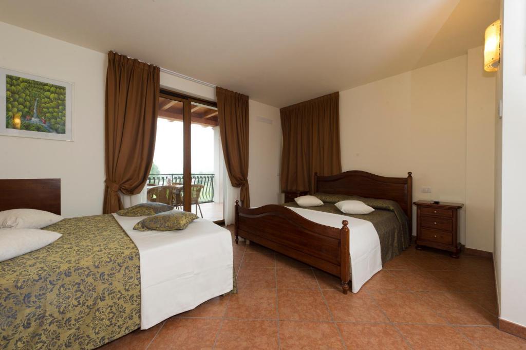 Locanda Ristorante Al Cardellino Bardolino Pokoj fotografie